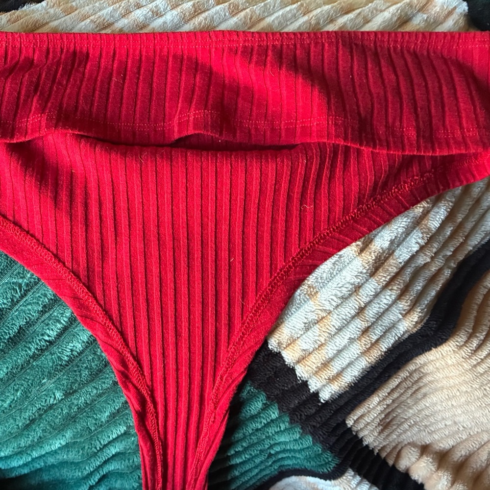 Fashion Nova Red Ribbed Top